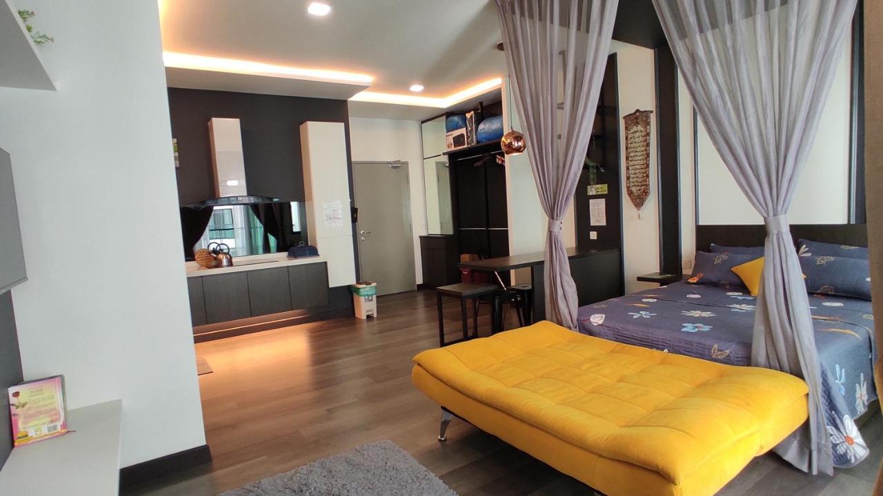 Hidayah Homestay Near Ukm And Ktm Station With High Speed Wifi - Pool & River View Bangi Exterior foto